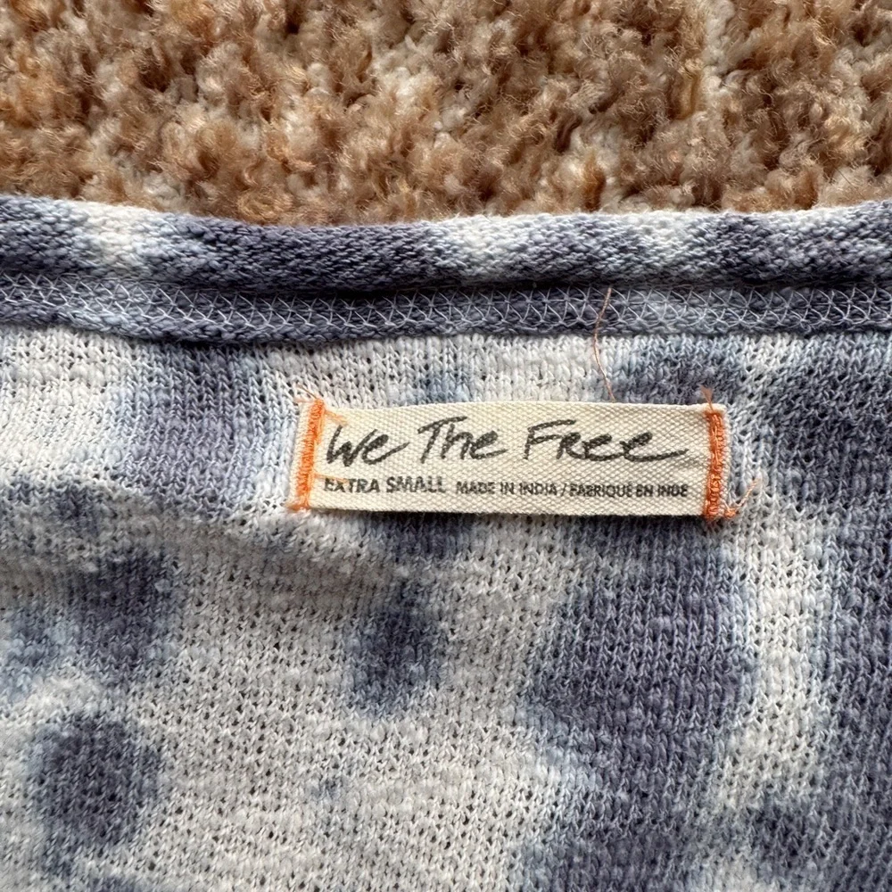 We The Free Womens Terry Cloth Size Extra Small Crop Tye Dye Shirt - Picture 3 of 5